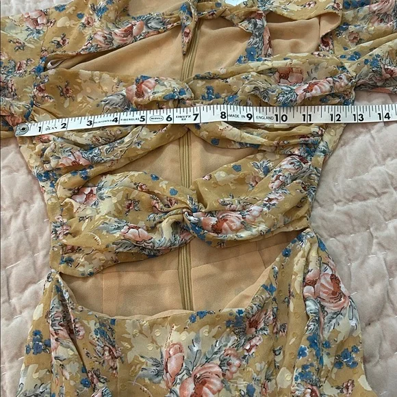 Sabo Keisha Floral Mini Dress Beige Peep Front Puff Sleeve Party SIZE XXS - Picture 5 of 10
